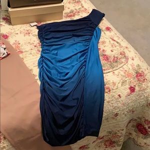 Really pretty blue umbrea size 4 dress